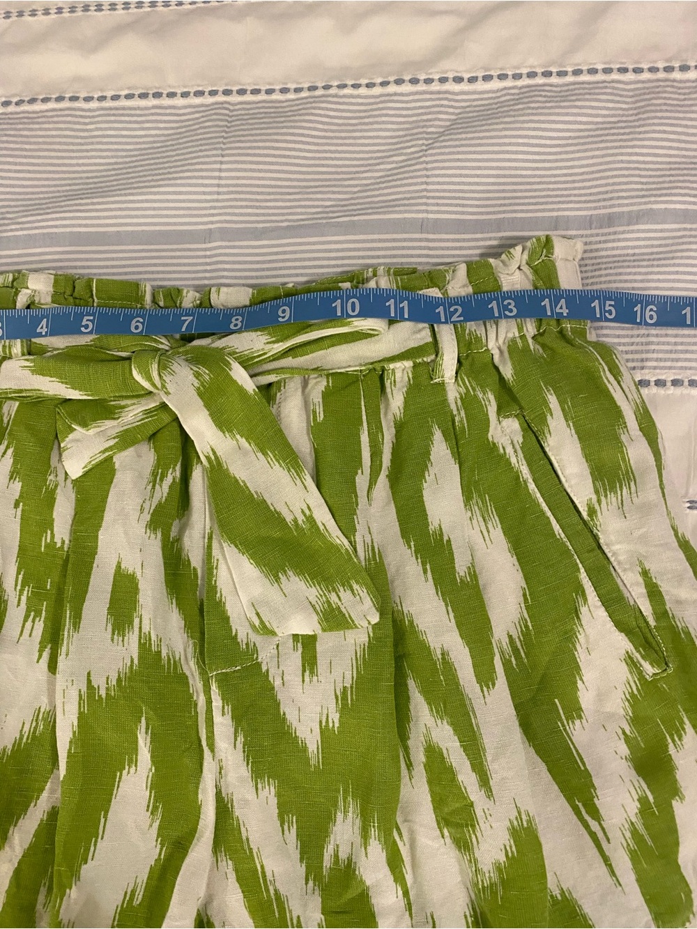 Anthropologie Green and White Tie-Waist High-Waist Shorts - Picture 3 of 8